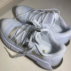 Underarmour Women Volleyball Shoes
